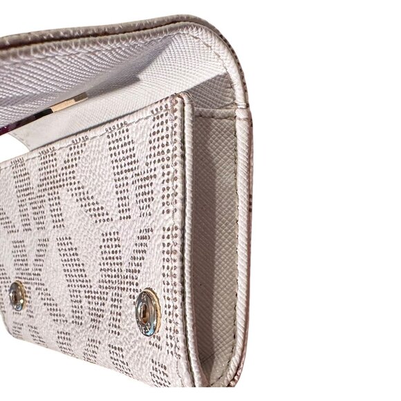 Michael Kors Cream Fulton Snap ID Wallet